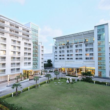 Kameo Grand Hotel & Serviced Apartment, Районг Экстерьер фото