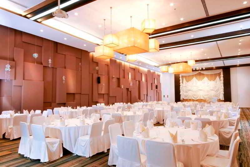 Kameo Grand Hotel & Serviced Apartment, Районг Экстерьер фото