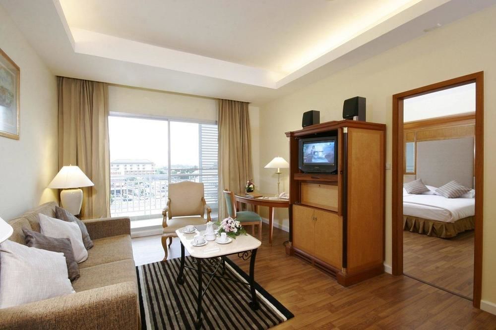 Kameo Grand Hotel & Serviced Apartment, Районг Экстерьер фото